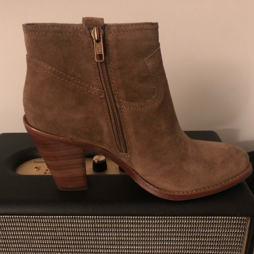 Ash Ivana Wilde Ankle Booties size 37